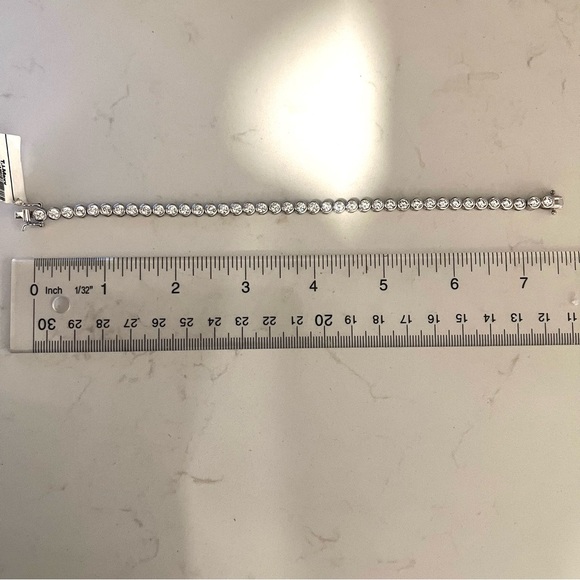 NEW Diamonique Sterling Silver Bezel Tennis Bracelet - Picture 10 of 10